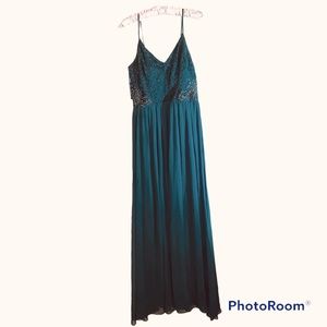 City Triangles Lace Emerald Green Formal Prom Gown Sz 13